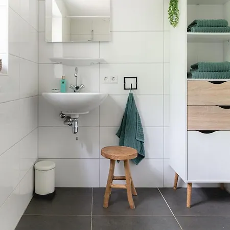 بيت للعطل Grove Den I Heerlijk Met Bosrijke Tuin *