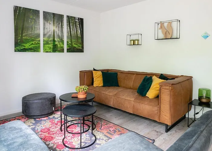 Dom wakacyjny Grove Den I Heerlijk Met Bosrijke Tuin