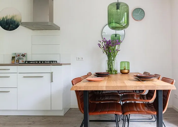 Grove Den I Heerlijk Met Bosrijke Tuin Dom wakacyjny Nunspeet