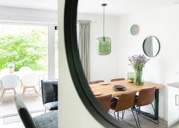 Grove Den I Heerlijk Met Bosrijke Tuin Nunspeet