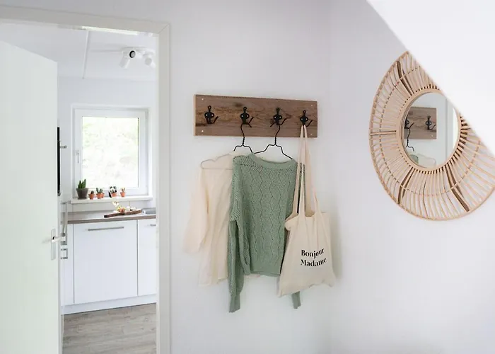 Grove Den I Heerlijk Met Bosrijke Tuin Dom wakacyjny *